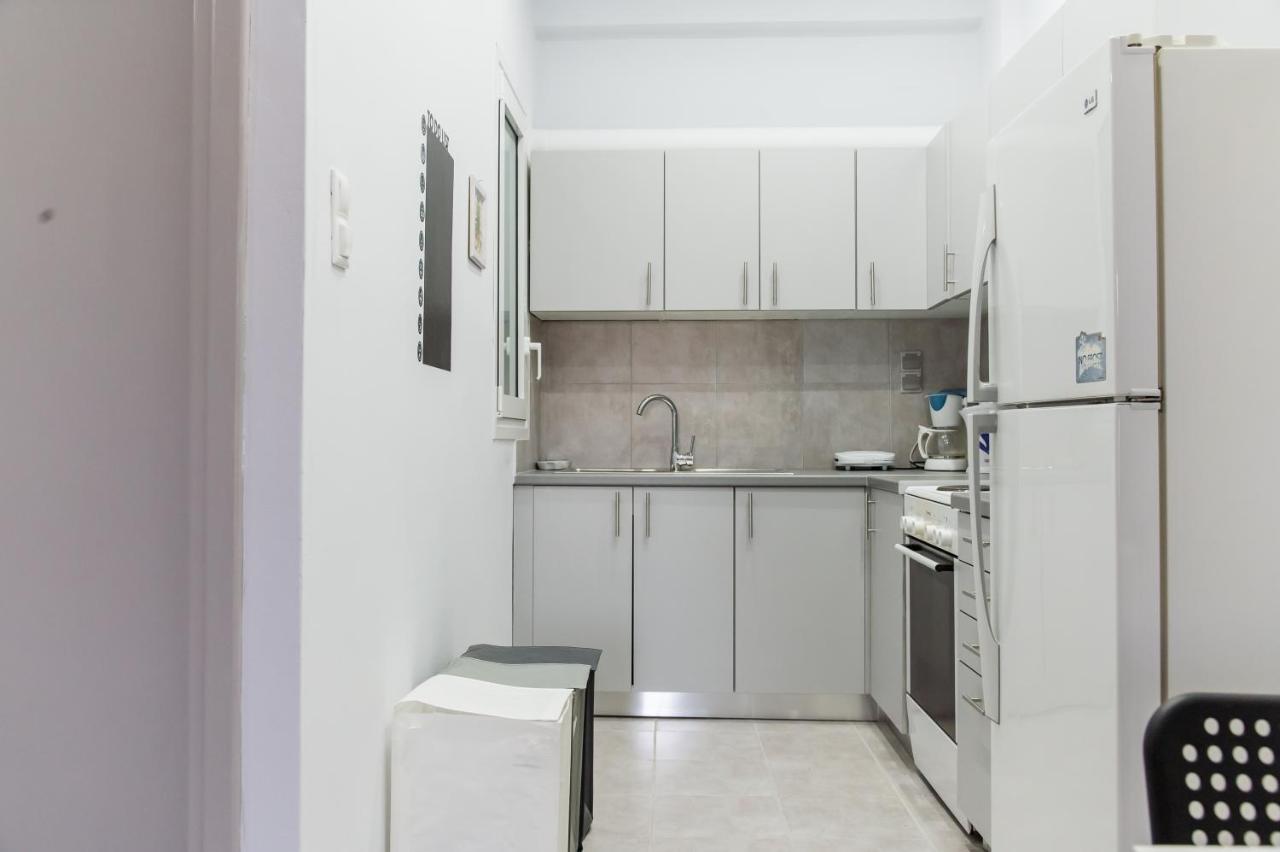 Minimalistic Apartment Petros Heraklion  Bagian luar foto