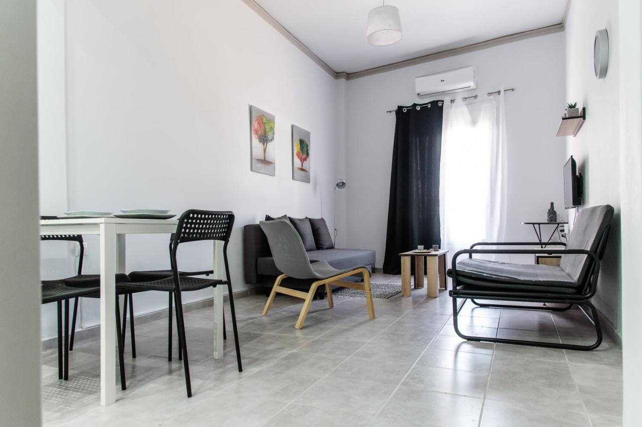 Minimalistic Apartment Petros Heraklion  Bagian luar foto